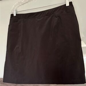 Weekends By Chico’s Black Skort With 5 Pockets Size 1 (US M/8)